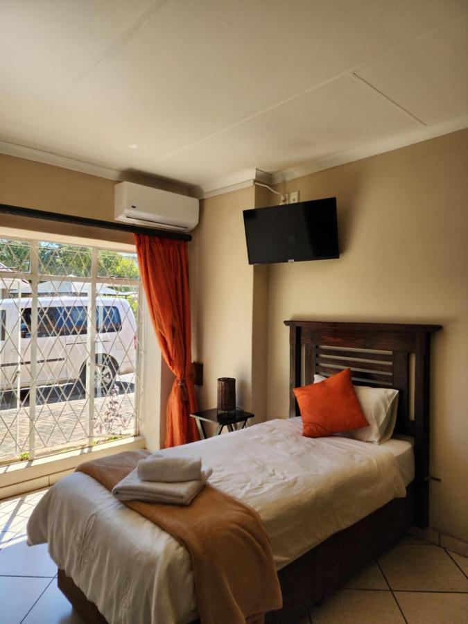 بينوني Southy Inn By The Lake المظهر الخارجي الصورة