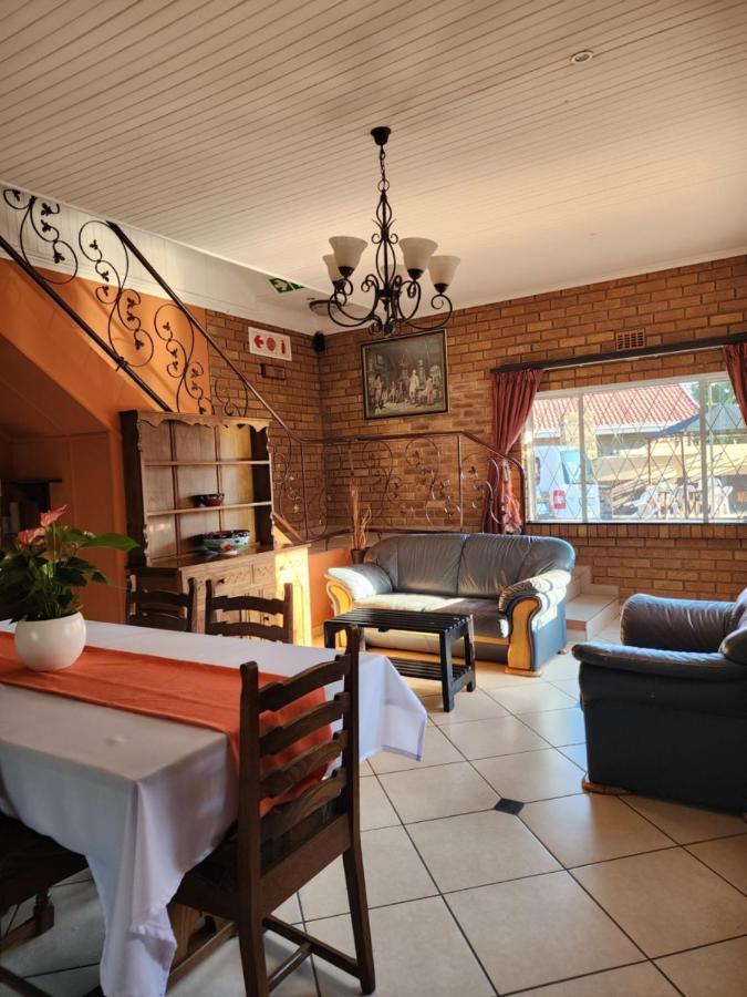 بينوني Southy Inn By The Lake المظهر الخارجي الصورة