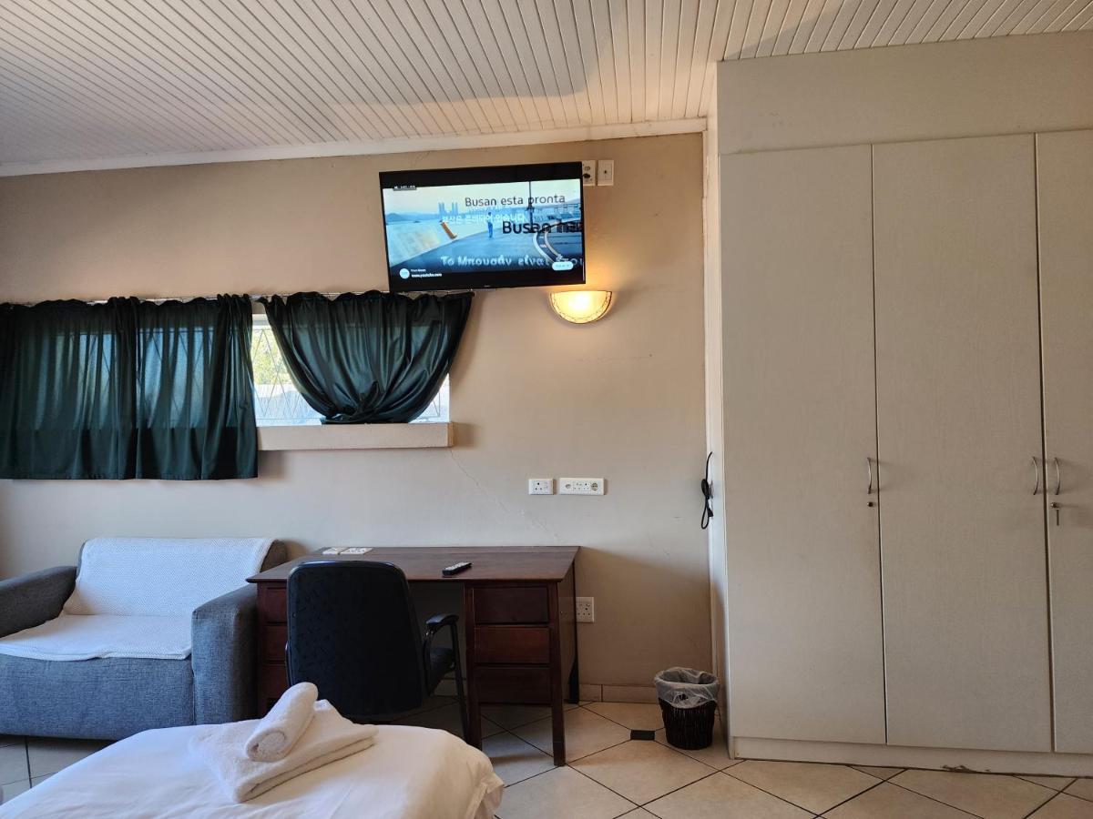 بينوني Southy Inn By The Lake المظهر الخارجي الصورة