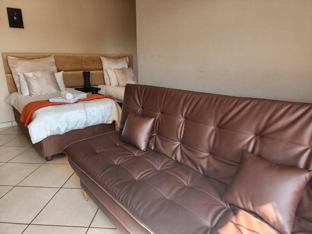 بينوني Southy Inn By The Lake المظهر الخارجي الصورة