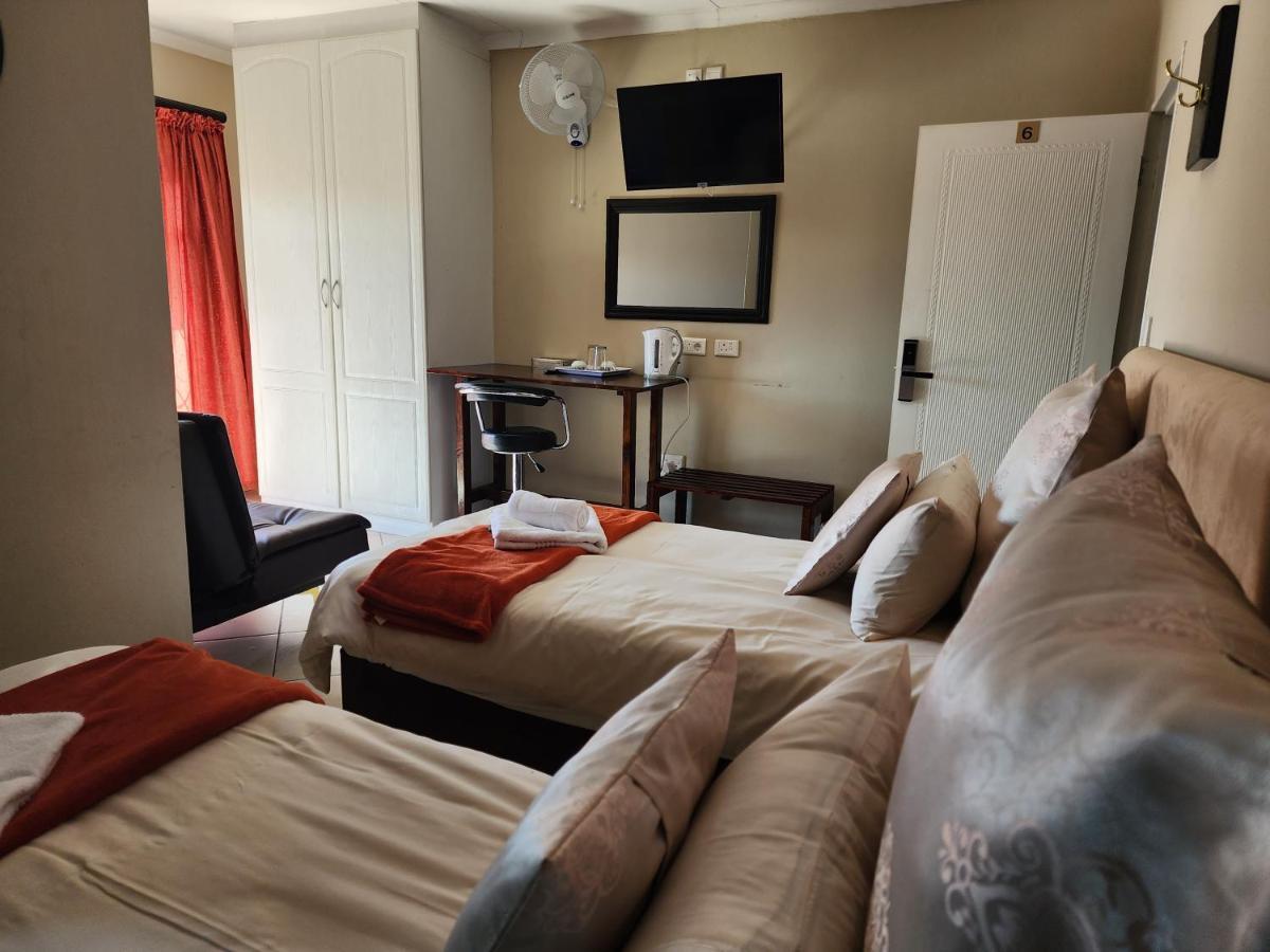 بينوني Southy Inn By The Lake المظهر الخارجي الصورة